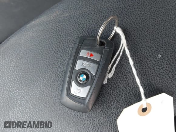 ✅ 2017 BMW 3 Series 320i • VIN: WBA8A9C59HK620080 • Lot: 42996887. Listed on IAAI with Not provided. Free auction sales archive from the USA and detailed vehicle history report at DreamBid. Image 11.