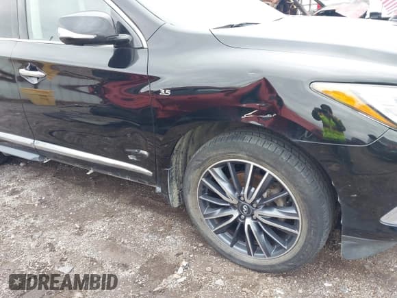 ✅ 2019 Infiniti QX60 Luxe • VIN: 5N1DL0MM6KC558874 • Lot: 43539149. Wystawiony na IAAI z przebiegiem 88 007 mil. Bezpłatny archiwum sprzedaży aukcyjnych z USA i szczegółowy raport historii pojazdu na DreamBid. Zdjęcie 6.