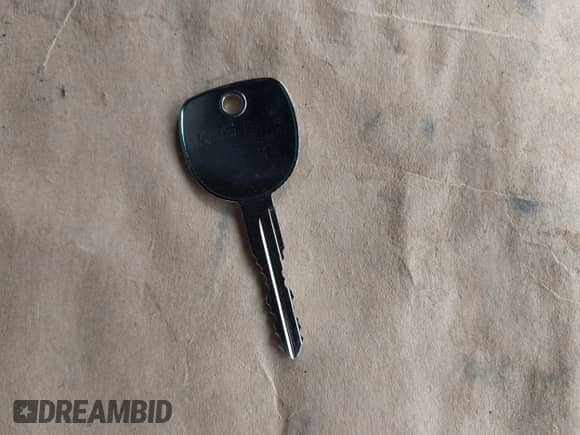 2002 Chevrolet Malibu z VIN 1G1ND52J22M540239, wystawiony jako IAAI lot #40608677 z przebiegiem 155 689 mil mil oraz . Historia ofert i sprzedaży dostępna na DreamBid. Obrazek 11.