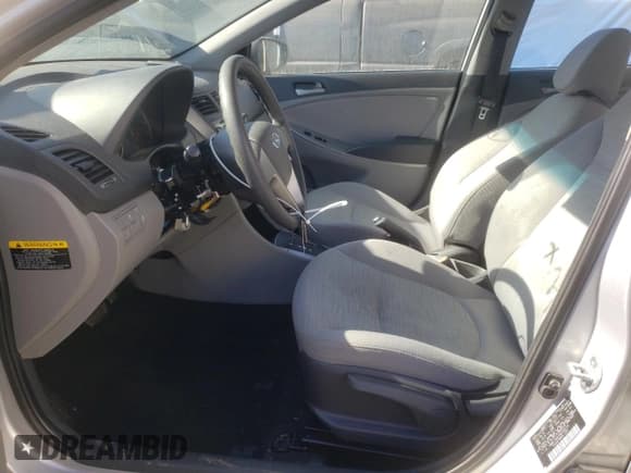 ✅ 2017 Hyundai Accent SE • VIN: KMHCT4AE0HU282016 • Лот: 81799403. Опубликован ранее на Copart с пробегом 95 748 миль. Бесплатный доступ к архиву аукционных продаж из США и подробный отчёт об истории автомобиля на DreamBid. Изображение 7.