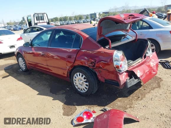 ✅ 2005 Nissan Altima S • VIN: 1N4AL11D75N405954 • Lot: 41643379. Listed on IAAI with 228,084 mi. Free auction sales archive from the USA and detailed vehicle history report at DreamBid. Image 3.