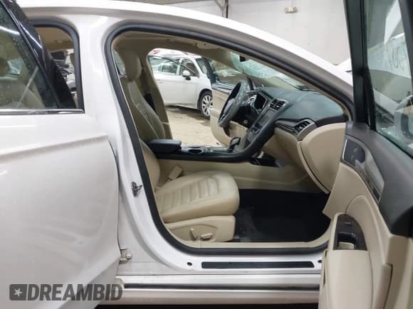 ✅ 2013 Ford Fusion SE • VIN: 3FA6P0H95DR265209 • Lot: 43595897. Listed on IAAI with 167,969 mi. Free auction sales archive from the USA and detailed vehicle history report at DreamBid. Image 5.