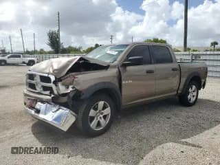 ✅ 2009 Dodge 1500 SLT • VIN: 1D3HB13P79S741105 • Лот: 77383134. Опубликован ранее на Copart с пробегом 183 546 миль. Бесплатный доступ к архиву аукционных продаж из США и подробный отчёт об истории автомобиля на DreamBid. Изображение 1.