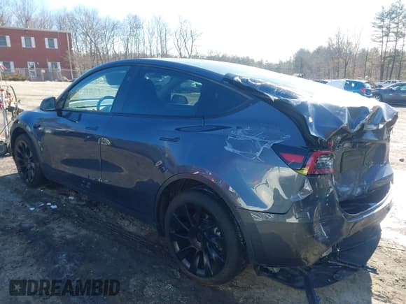 ✅ 2023 Tesla Model Y Long Range • VIN: 7SAYGAEE9PF905943 • Lot: 41444255. Listed on IAAI with 11,179 mi. Free auction sales archive from the USA and detailed vehicle history report at DreamBid. Image 3.