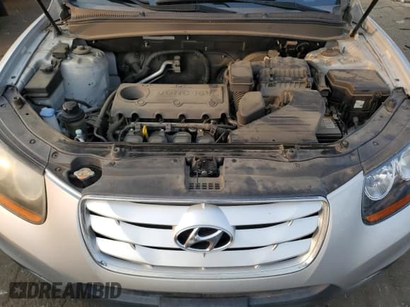 ✅ 2011 Hyundai Santa Fe GLS • VIN: 5XYZGDAB2BG038398 • Lot: 64391274. Listed on Copart with 127,770 mi. Free auction sales archive from the USA and detailed vehicle history report at DreamBid. Image 11.