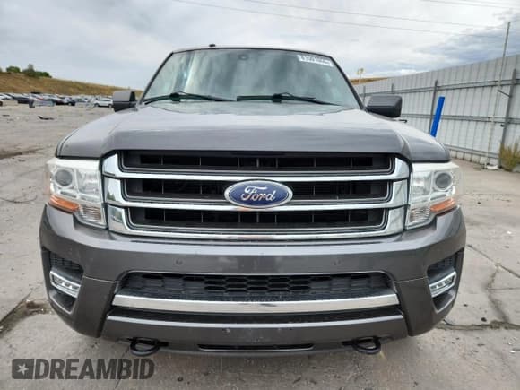 ✅ 2015 Ford Expedition Max Limited • VIN: 1FMJK2AT6FEF08645 • Lot: 81501055. Wystawiony na Copart z przebiegiem 135 301 mil. Bezpłatny archiwum sprzedaży aukcyjnych z USA i szczegółowy raport historii pojazdu na DreamBid. Zdjęcie 5.