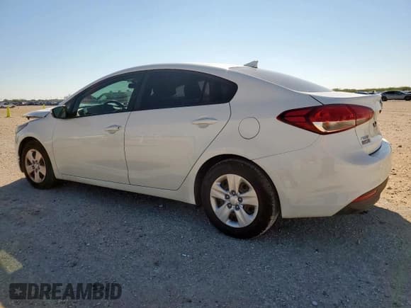 ✅ 2017 Kia Forte LX • VIN: 3KPFK4A74HE078064 • Лот: 91001085. Опубликован ранее на Copart с пробегом 89 715 миль. Бесплатный доступ к архиву аукционных продаж из США и подробный отчёт об истории автомобиля на DreamBid. Изображение 2.