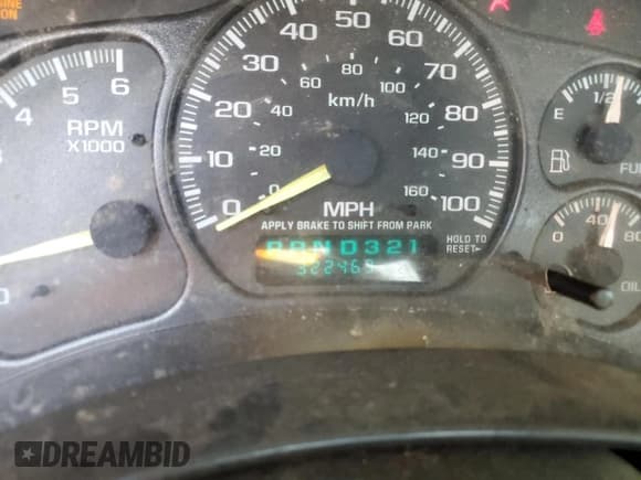 ✅ 2000 Chevrolet Silverado 1500 • VIN: 1GCEC14W0YZ226340 • Лот: 78533114. Опубликован ранее на Copart с пробегом 322 463 миль. Бесплатный доступ к архиву аукционных продаж из США и подробный отчёт об истории автомобиля на DreamBid. Изображение 9.