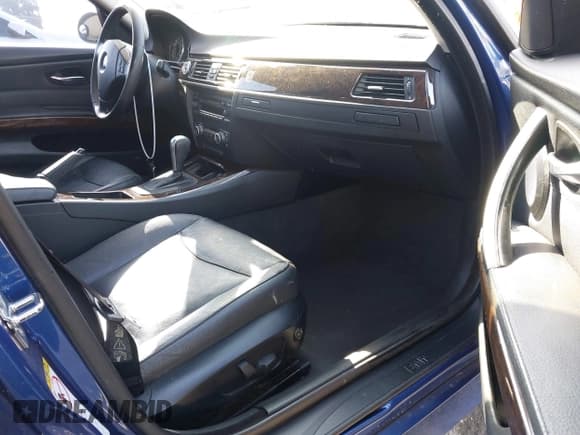 ✅ 2007 BMW 3 Series 328i • VIN: WBAVS13507FX15605 • Lot: 42083722. Listed on IAAI with 177,850 mi. Free auction sales archive from the USA and detailed vehicle history report at DreamBid. Image 5.