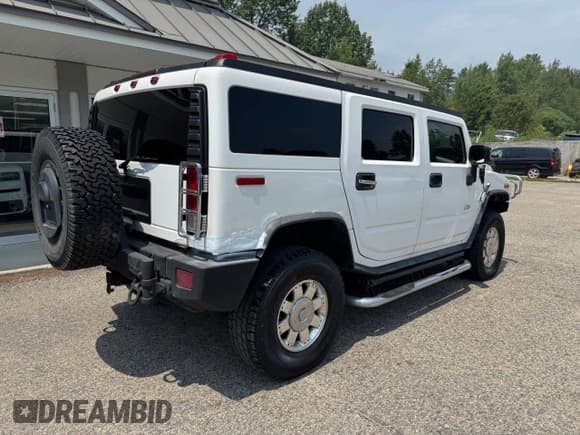 ✅ 2006 Hummer H2 • VIN: 5GRGN23U06H106175 • Лот: 63845325. Опубликован ранее на Copart с пробегом 240 565 миль. Бесплатный доступ к архиву аукционных продаж из США и подробный отчёт об истории автомобиля на DreamBid. Изображение 4.