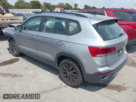 ✅ 2023 Volkswagen Taos S • VIN: 3VVCX7B28PM367186 • Лот: 43225250. Опубликован ранее на IAAI с пробегом 27 945 миль. Бесплатный доступ к архиву аукционных продаж из США и подробный отчёт об истории автомобиля на DreamBid. Изображение 3.