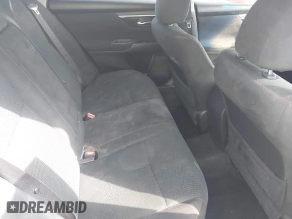 ✅ 2014 Nissan Altima S • VIN: 1N4AL3AP8EC193129 • Lot: 41663622. Listed on IAAI with 194,836 mi. Free auction sales archive from the USA and detailed vehicle history report at DreamBid. Image 8.