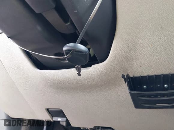 ✅ 2014 Ford Explorer XLT • VIN: 1FM5K7D87EGA79895 • Lot: 42426364. Wystawiony na IAAI z przebiegiem 114 639 mil. Bezpłatny archiwum sprzedaży aukcyjnych z USA i szczegółowy raport historii pojazdu na DreamBid. Zdjęcie 11.