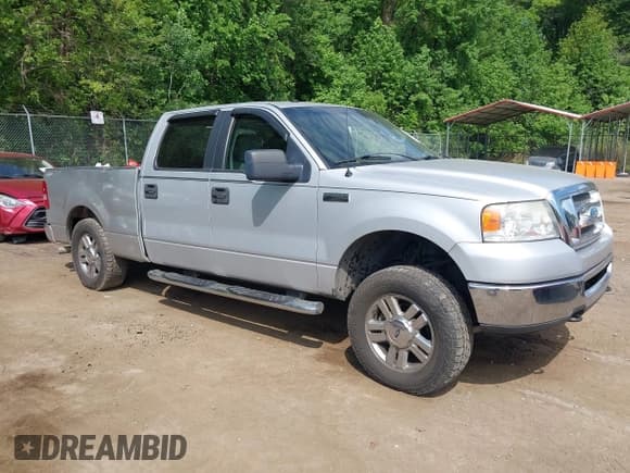 ✅ 2008 Ford F-150 XLT • VIN: 1FTPW14V88FA65700 • Lot: 42204460. Wystawiony na IAAI z przebiegiem 109 230 mil. Bezpłatny archiwum sprzedaży aukcyjnych z USA i szczegółowy raport historii pojazdu na DreamBid. Zdjęcie 1.