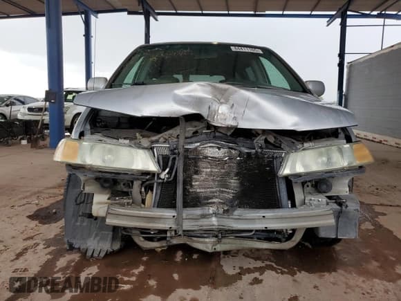 ✅ 2001 Honda Odyssey EX • VIN: 2HKRL18671H615663 • Lot: 84411165. Wystawiony na Copart z przebiegiem 261 523 mil. Bezpłatny archiwum sprzedaży aukcyjnych z USA i szczegółowy raport historii pojazdu na DreamBid. Zdjęcie 5.