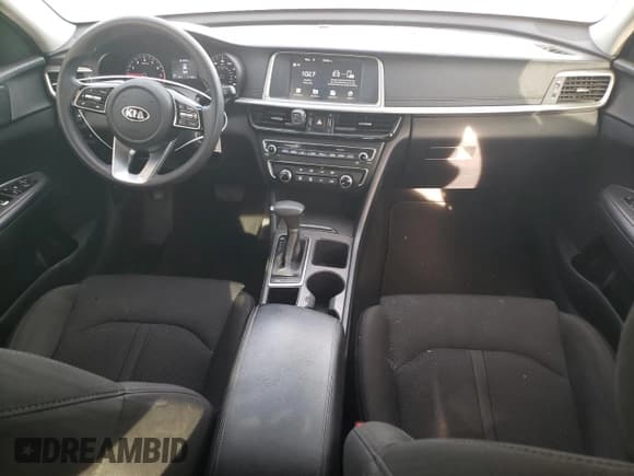 ✅ 2020 Kia Optima LX • VIN: 5XXGT4L32LG406660 • Lot: 82776165. Wystawiony na Copart z przebiegiem 101 692 mil. Bezpłatny archiwum sprzedaży aukcyjnych z USA i szczegółowy raport historii pojazdu na DreamBid. Zdjęcie 8.