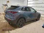 ✅ 2025 Mazda CX-30 S Preferred • VIN: 3MVDMBCM1SM790889 • Lot: 95720325. Wystawiony na Copart z przebiegiem 22 635 mil. Bezpłatny archiwum sprzedaży aukcyjnych z USA i szczegółowy raport historii pojazdu na DreamBid. Zdjęcie 3.
