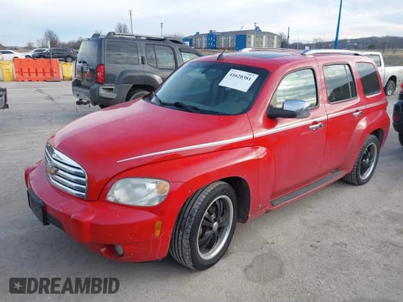 ✅ 2008 Chevrolet HHR LT • VIN: 3GNCA53P38S658715 • Lot: 41620381. Listed on IAAI with 142,109 mi. Free auction sales archive from the USA and detailed vehicle history report at DreamBid. Image 2.