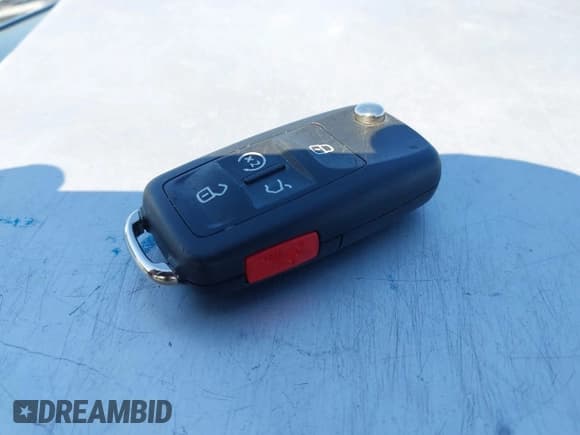 ✅ 2021 Volkswagen Passat SE • VIN: 1VWSA7A31MC009301 • Lot: 43021666. Listed on IAAI with 78,708 mi. Free auction sales archive from the USA and detailed vehicle history report at DreamBid. Image 11.