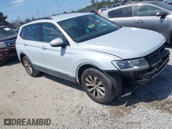 ✅ 2019 Volkswagen Tiguan S • VIN: 3VV1B7AX4KM048590 • Lot: 42167726. Listed on IAAI with 114,427 mi. Free auction sales archive from the USA and detailed vehicle history report at DreamBid. Image 1.