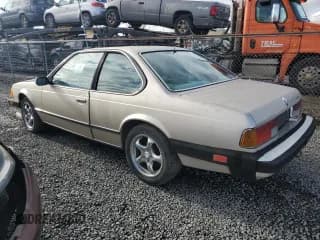 ✅ 1986 BMW 6 Series 635CSi • VIN: WBAEC8409G0613604 • Лот: 85919534. Опубликован ранее на Copart с пробегом 176 988 миль. Бесплатный доступ к архиву аукционных продаж из США и подробный отчёт об истории автомобиля на DreamBid. Изображение 2.