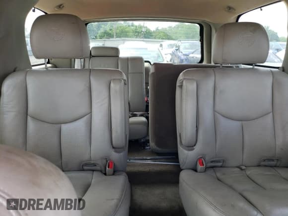 ✅ 2005 Cadillac Escalade • VIN: 1GYEK63N35R245494 • Lot: 62389314. Wystawiony na Copart z przebiegiem 267 338 mil. Bezpłatny archiwum sprzedaży aukcyjnych z USA i szczegółowy raport historii pojazdu na DreamBid. Zdjęcie 10.