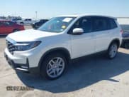 ✅ 2024 Honda Passport EX-L • VIN: 5FNYF8H57RB008563 • Лот: 42034543. Опубликован ранее на IAAI с пробегом 12 727 миль. Бесплатный доступ к архиву аукционных продаж из США и подробный отчёт об истории автомобиля на DreamBid. Изображение 2.