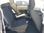 ✅ 2021 Chrysler Pacifica Touring • VIN: 2C4RC1FG6MR608111 • Lot: 43461600. Wystawiony na IAAI z przebiegiem 52 889 mil. Bezpłatny archiwum sprzedaży aukcyjnych z USA i szczegółowy raport historii pojazdu na DreamBid. Zdjęcie 8.