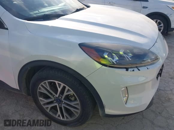 ✅ 2021 Ford Escape SEL • VIN: 1FMCU0H66MUB32636 • Lot: 43304379. Wystawiony na IAAI z przebiegiem 68 543 mil. Bezpłatny archiwum sprzedaży aukcyjnych z USA i szczegółowy raport historii pojazdu na DreamBid. Zdjęcie 18.