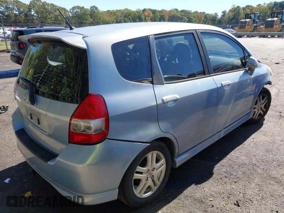 ✅ 2008 Honda Fit Sport • VIN: JHMGD38608S027047 • Lot: 43470349. Listed on IAAI with 288,869 mi. Free auction sales archive from the USA and detailed vehicle history report at DreamBid. Image 4.