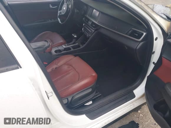 ✅ 2017 Kia Optima LX • VIN: 5XXGT4L18HG172210 • Лот: 42108013. Опубликован ранее на IAAI с пробегом Не указан. Бесплатный доступ к архиву аукционных продаж из США и подробный отчёт об истории автомобиля на DreamBid. Изображение 5.