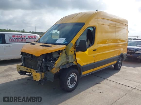 ✅ 2020 Ford Transit Cargo • VIN: 1FTBR1X81LKA56814 • Лот: 42157180. Опубликован ранее на IAAI с пробегом 113 032 миль. Бесплатный доступ к архиву аукционных продаж из США и подробный отчёт об истории автомобиля на DreamBid. Изображение 2.