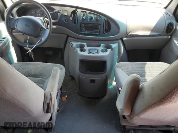 ✅ 2002 Ford Econoline Passenger XL • VIN: 1FBSS31L92HB55118 • Lot: 65627145. Listed on Copart with 194,719 mi. Free auction sales archive from the USA and detailed vehicle history report at DreamBid. Image 8.