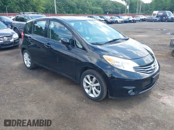 ✅ 2015 Nissan Note S • VIN: 3N1CE2CP1FL367412 • Lot: 42613875. Listed on IAAI with 142,047 mi. Free auction sales archive from the USA and detailed vehicle history report at DreamBid. Image 1.