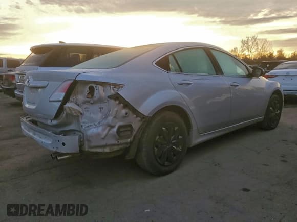 ✅ 2010 Mazda 6 i Sport • VIN: 1YVHZ8BH8A5M22087 • Лот: 93903895. Опубликован ранее на Copart с пробегом 133 090 миль. Бесплатный доступ к архиву аукционных продаж из США и подробный отчёт об истории автомобиля на DreamBid. Изображение 3.