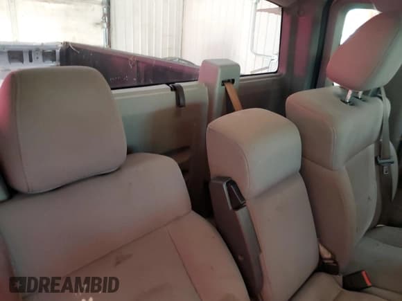 ✅ 2006 Ford F-150 XL • VIN: 1FTRF12W96KC56308 • Lot: 84530755. Wystawiony na Copart z przebiegiem Nie podano. Bezpłatny archiwum sprzedaży aukcyjnych z USA i szczegółowy raport historii pojazdu na DreamBid. Zdjęcie 10.