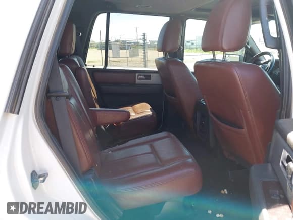 ✅ 2013 Ford Expedition XLT • VIN: 1FMJU1H50DEF69806 • Lot: 42398431. Listed on IAAI with 215,874 mi. Free auction sales archive from the USA and detailed vehicle history report at DreamBid. Image 8.