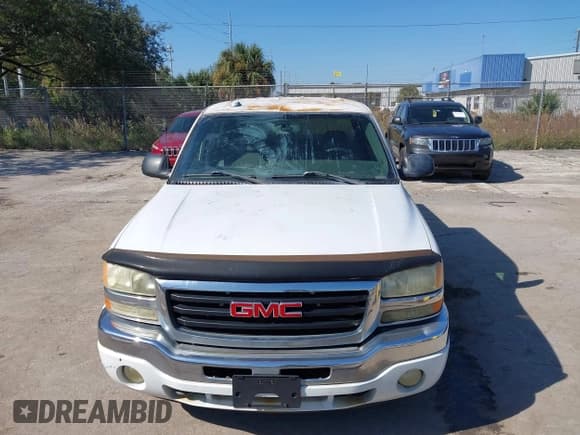 ✅ 2005 GMC Sierra 1500 SLT • VIN: 2GTEC13TX51126662 • Лот: 43620463. Опубликован ранее на IAAI с пробегом 135 554 миль. Бесплатный доступ к архиву аукционных продаж из США и подробный отчёт об истории автомобиля на DreamBid. Изображение 6.