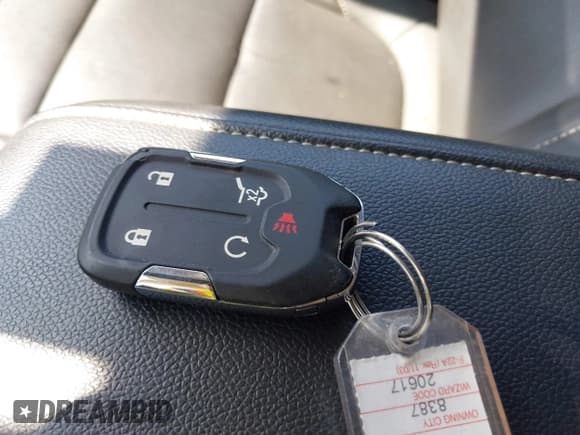 ✅ 2023 GMC Acadia SLT • VIN: 1GKKNML41PZ250017 • Lot: 41978686. Listed on IAAI with 52,422 mi. Free auction sales archive from the USA and detailed vehicle history report at DreamBid. Image 11.