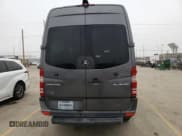 ✅ 2014 Mercedes-Benz Sprinter Passenger • VIN: WDZPE7CC8E5834266 • Лот: 86513834. Опубликован ранее на Copart с пробегом 125 433 миль. Бесплатный доступ к архиву аукционных продаж из США и подробный отчёт об истории автомобиля на DreamBid. Изображение 6.