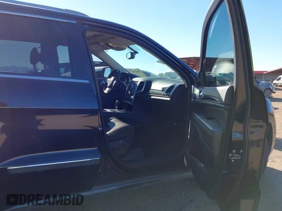 ✅ 2011 Jeep Grand Cherokee Laredo • VIN: 1J4RS4GT8BC676507 • Лот: 43823987. Опубликован ранее на IAAI с пробегом 154 517 миль. Бесплатный доступ к архиву аукционных продаж из США и подробный отчёт об истории автомобиля на DreamBid. Изображение 5.