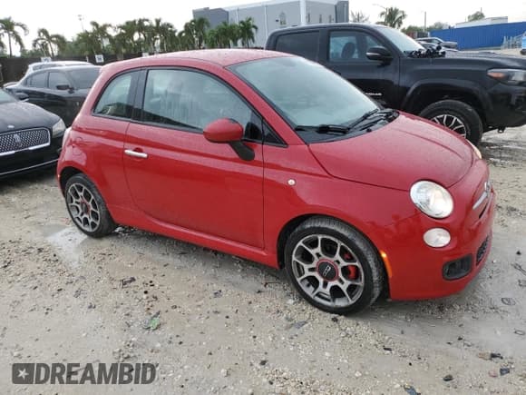 ✅ 2014 FIAT 500 Sport • VIN: 3C3CFFBR9ET293017 • Lot: 80146515. Wystawiony na Copart z przebiegiem 108 873 mil. Bezpłatny archiwum sprzedaży aukcyjnych z USA i szczegółowy raport historii pojazdu na DreamBid. Zdjęcie 4.