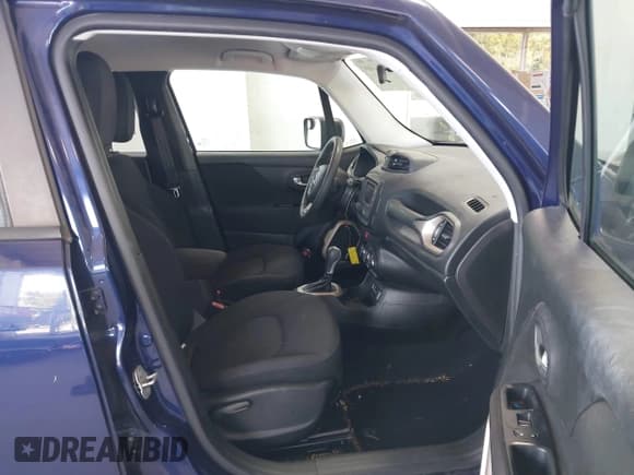✅ 2017 Jeep Renegade Sport • VIN: ZACCJAAB3HPE79634 • Lot: 43193904. Listed on IAAI with 125,754 mi. Free auction sales archive from the USA and detailed vehicle history report at DreamBid. Image 5.