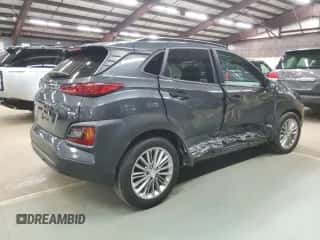 2020 Hyundai Kona SEL Plus z VIN KM8K6CAA7LU571459, wystawiony jako Copart lot #91803015 z przebiegiem 78 046 mil mil oraz Czysty tytuł • Clean title. Historia ofert i sprzedaży dostępna na DreamBid. Obrazek 3.