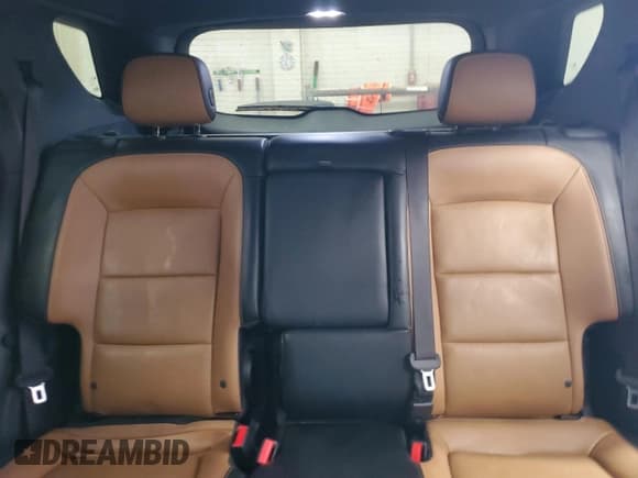 ✅ 2018 Chevrolet Equinox Premier • VIN: 2GNAXMEV6J6132420 • Lot: 89735055. Listed on Copart with 112,975 mi. Free auction sales archive from the USA and detailed vehicle history report at DreamBid. Image 10.