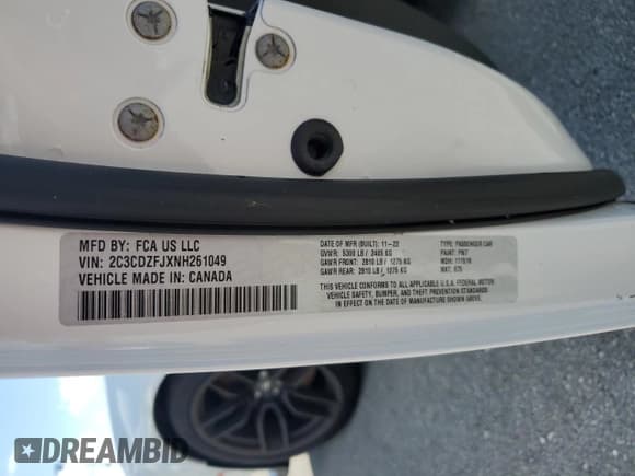 ✅ 2022 Dodge Challenger R/T Scat Pack Widebody • VIN: 2C3CDZFJXNH261049 • Lot: 73869024. Wystawiony na Copart z przebiegiem Nie podano. Bezpłatny archiwum sprzedaży aukcyjnych z USA i szczegółowy raport historii pojazdu na DreamBid. Zdjęcie 13.