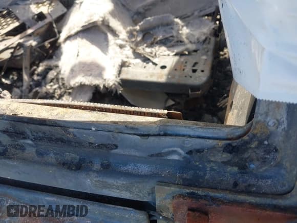 ✅ 2016 Jeep Wrangler Unlimited Rubicon • VIN: 1C4BJWFG4GL327474 • Лот: 43334609. Опубликован ранее на IAAI с пробегом Не указан. Бесплатный доступ к архиву аукционных продаж из США и подробный отчёт об истории автомобиля на DreamBid. Изображение 9.