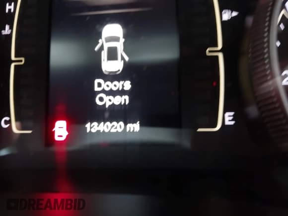 ✅ 2015 Jeep Cherokee Latitude • VIN: 1C4PJMCBXFW744341 • Lot: 43542241. Wystawiony na IAAI z przebiegiem 134 020 mil. Bezpłatny archiwum sprzedaży aukcyjnych z USA i szczegółowy raport historii pojazdu na DreamBid. Zdjęcie 7.