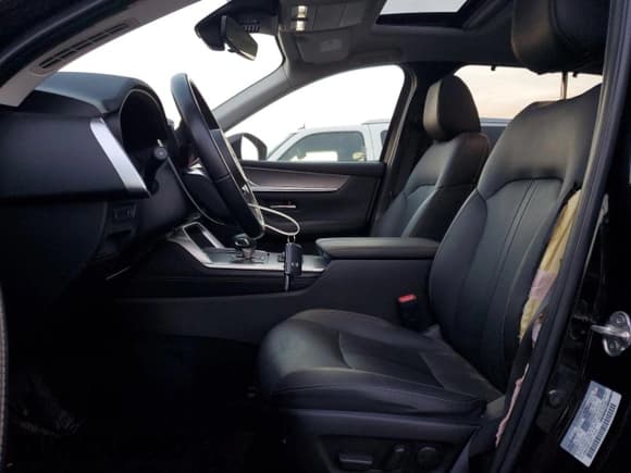 ✅ 2024 Mazda CX-90 Preferred Plus • VIN: JM3KKCHD4R1110477 • Лот: 90890775. Опубликован ранее на Copart с пробегом 31 852 миль. Бесплатный доступ к архиву аукционных продаж из США и подробный отчёт об истории автомобиля на DreamBid. Изображение 7.