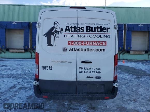 ✅ 2016 Ford Transit Cargo • VIN: 1FTYE1CM6GKA15349 • Lot: 41845265. Wystawiony na Copart z przebiegiem 119 991 mil. Bezpłatny archiwum sprzedaży aukcyjnych z USA i szczegółowy raport historii pojazdu na DreamBid. Zdjęcie 6.